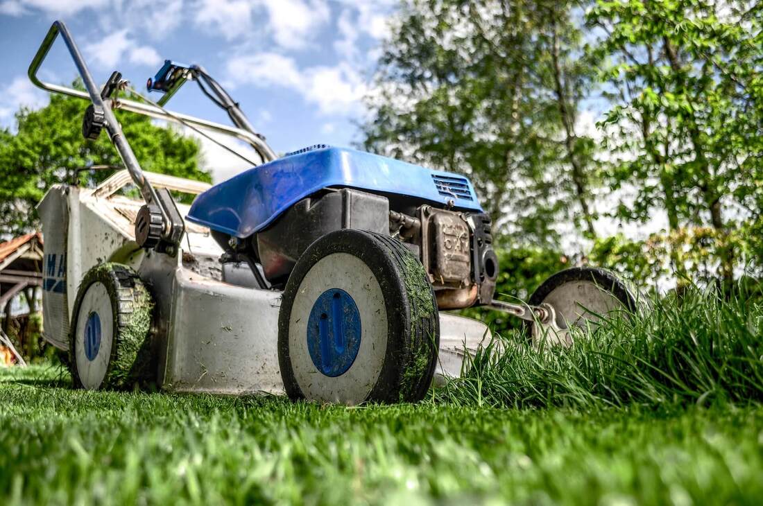Lawn mower no more, benefits of synthetic grass